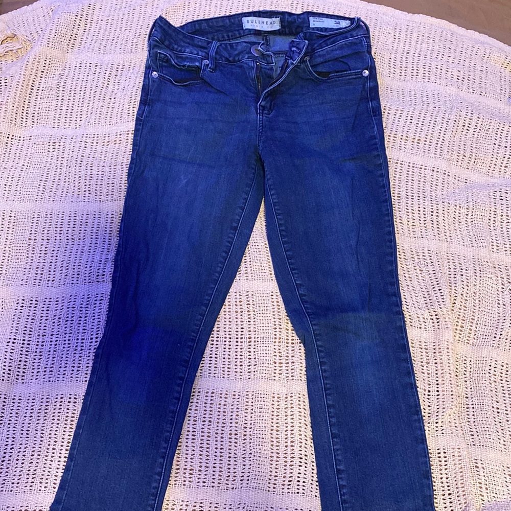 low rise, bullhead jeans